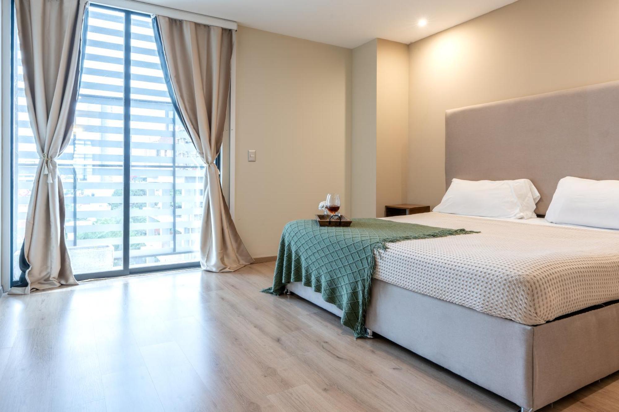 Dreamhaus Guadalajara Country Club Aparthotel Luaran gambar